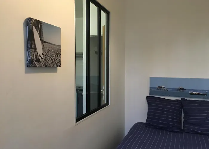 Petit T2 De Charme 아파트 *